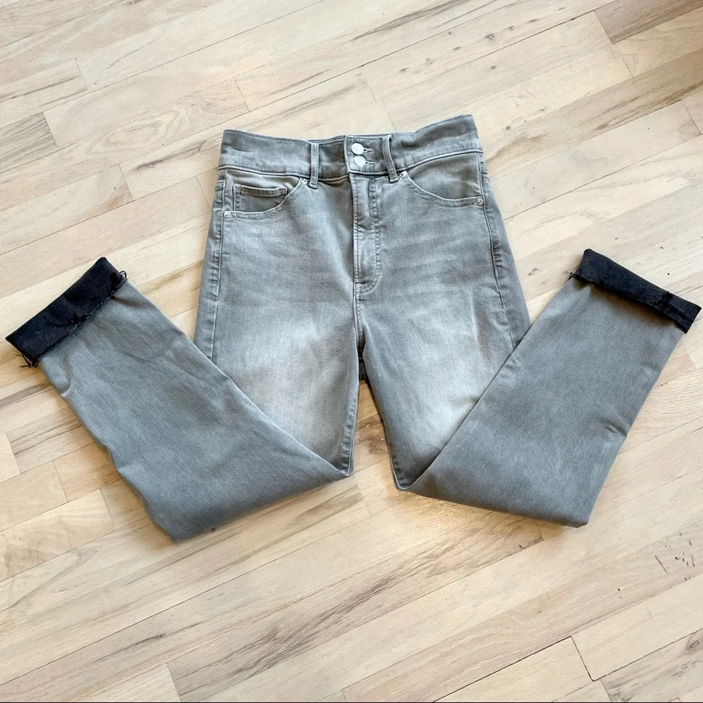 Express Super High Rise Jeans - Picture 6 of 14